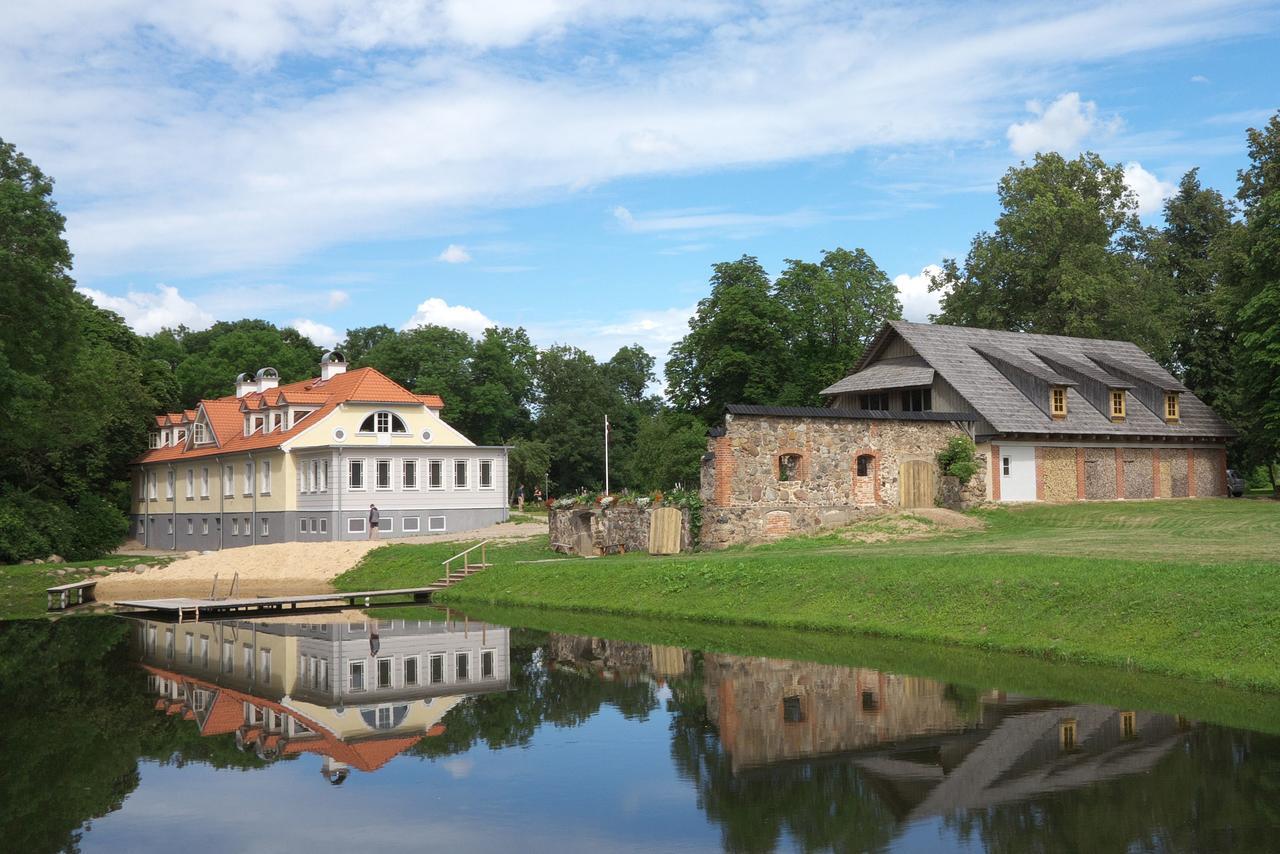 Ziedkalne Botique & Spa Hotel Berkenes Manor מראה חיצוני תמונה
