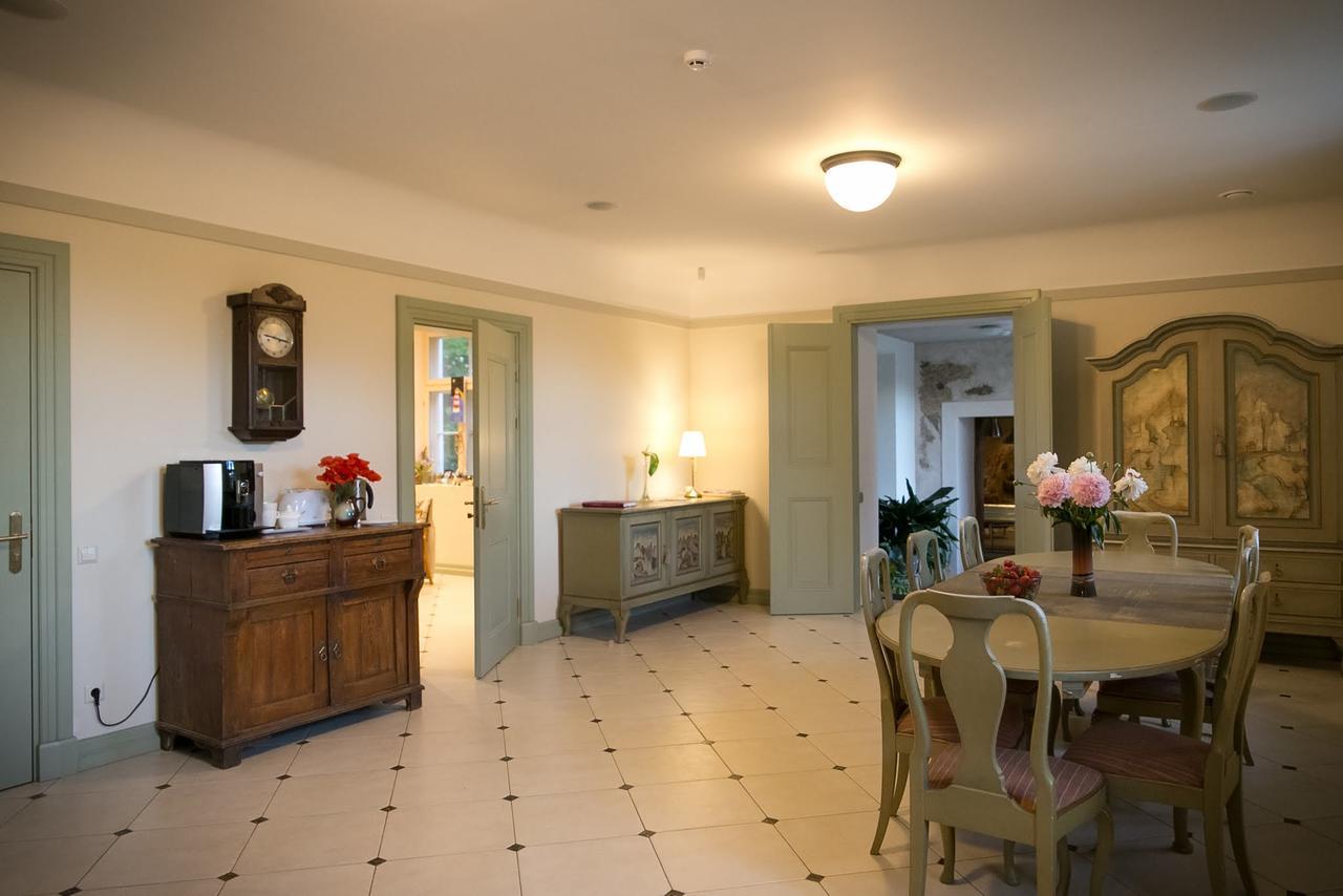Ziedkalne Botique & Spa Hotel Berkenes Manor מראה חיצוני תמונה