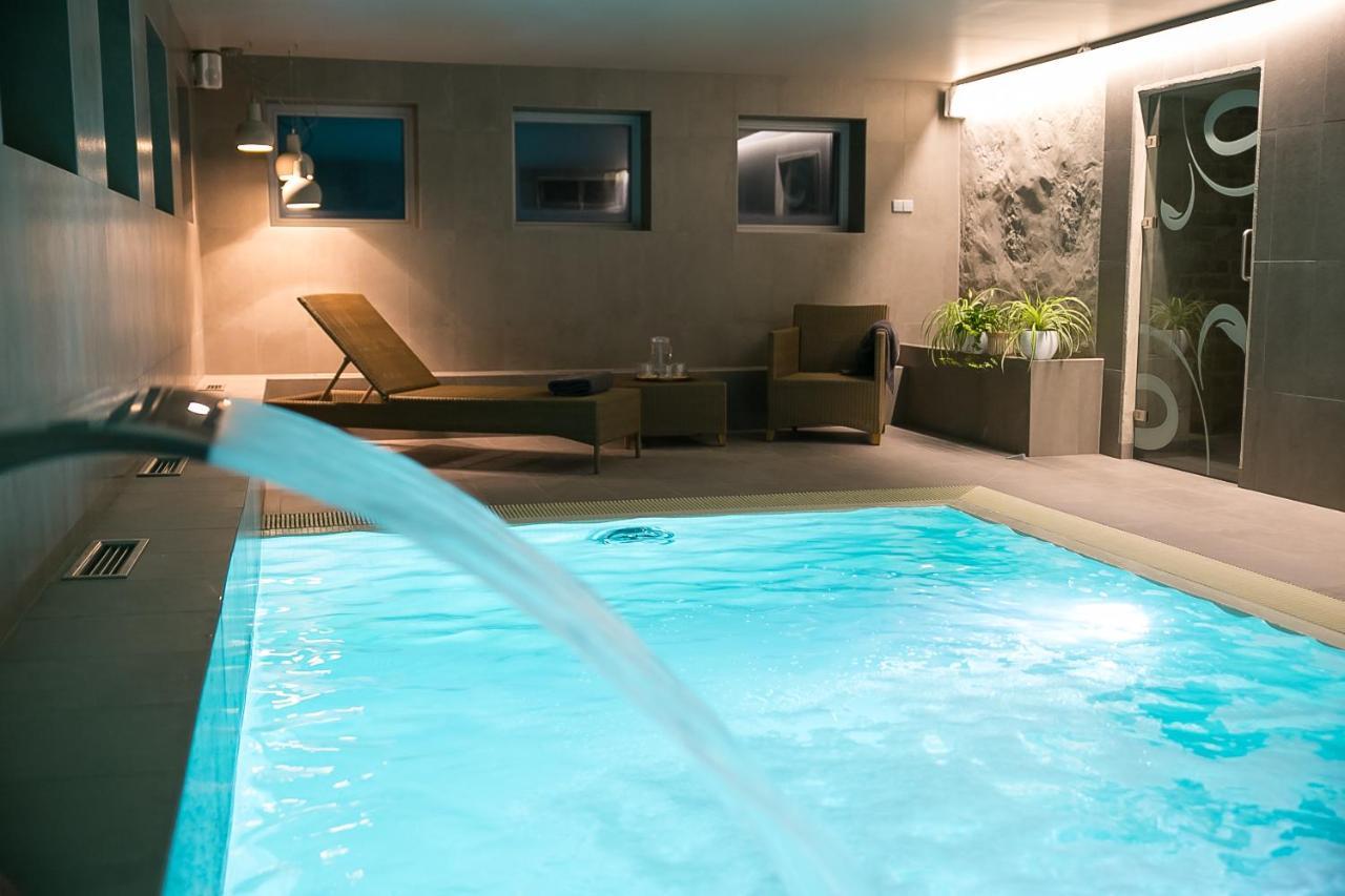 Ziedkalne Botique & Spa Hotel Berkenes Manor מראה חיצוני תמונה